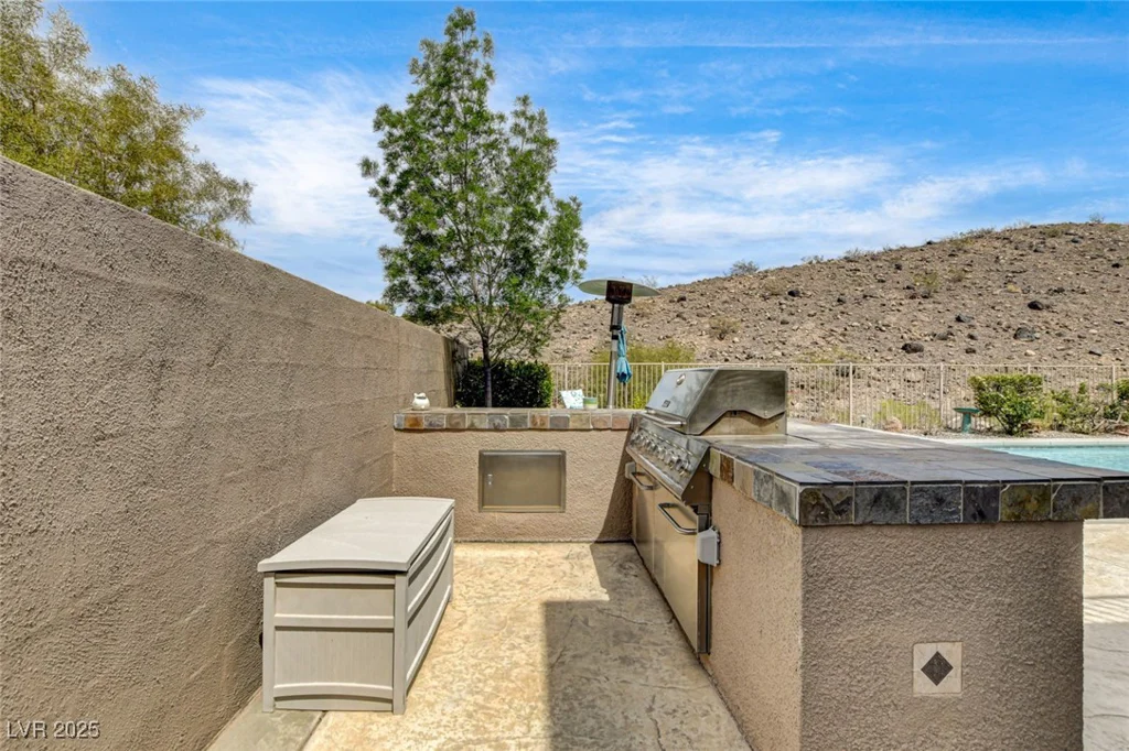 11 Morninglow, Henderson, NV 89052