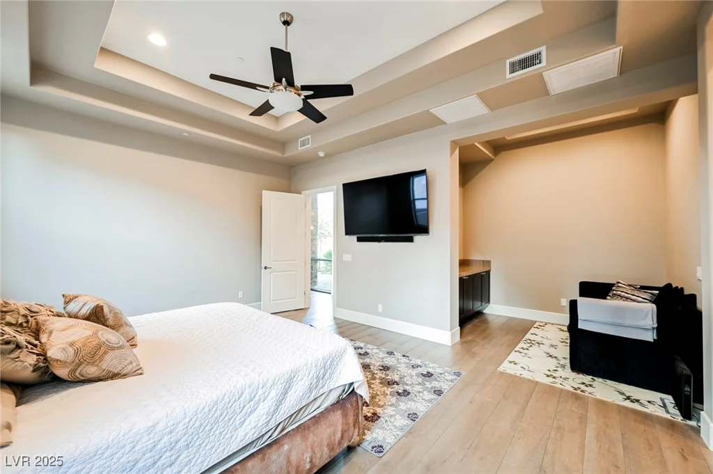 5 Crystal Tree, Henderson, NV 89052