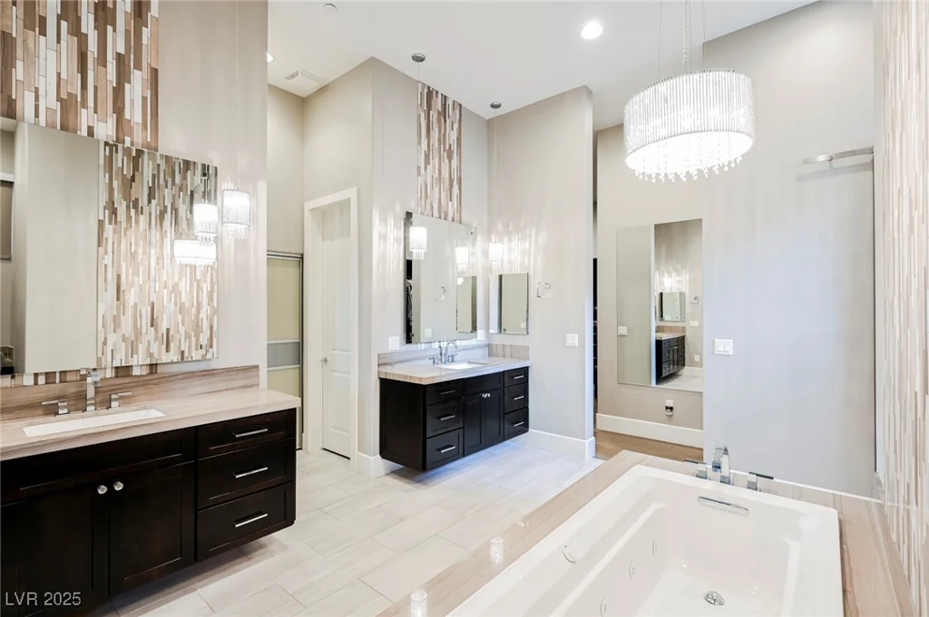 5 Crystal Tree, Henderson, NV 89052