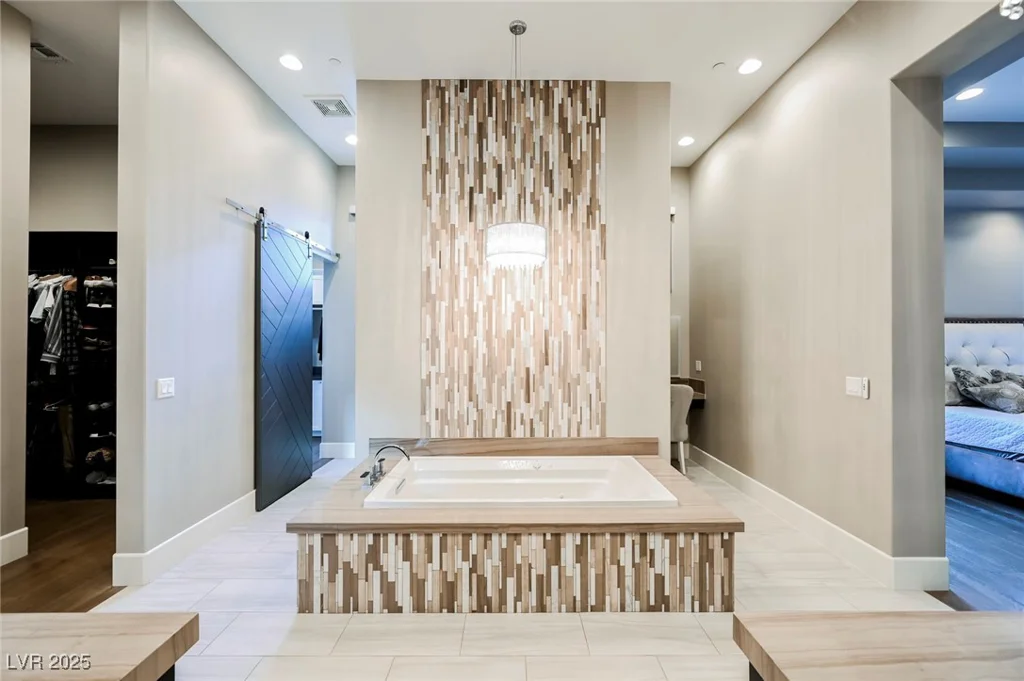 5 Crystal Tree, Henderson, NV 89052
