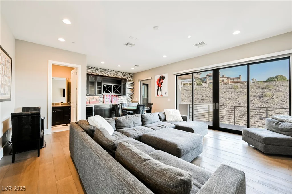 5 Crystal Tree, Henderson, NV 89052