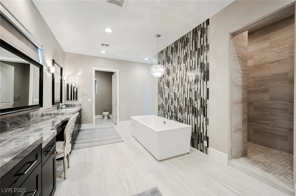 5 Crystal Tree, Henderson, NV 89052