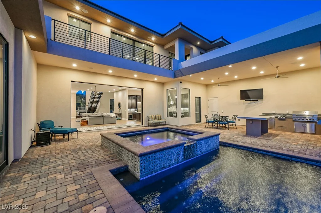 5 Crystal Tree, Henderson, NV 89052