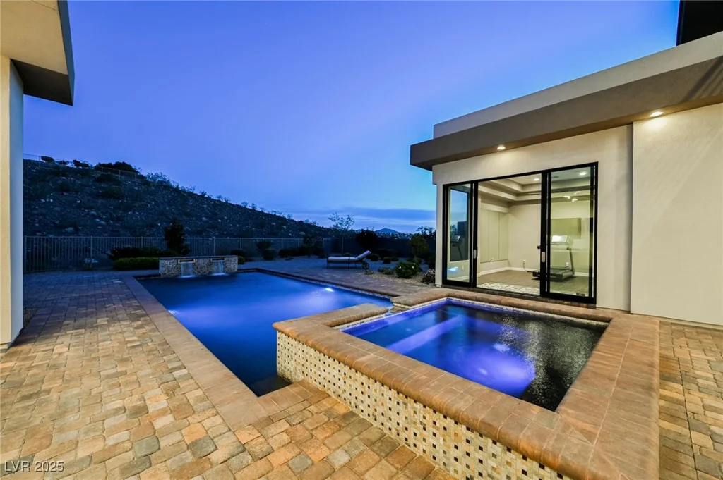 5 Crystal Tree, Henderson, NV 89052