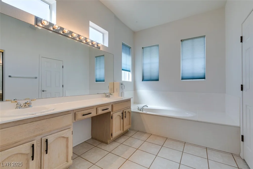 494 Dart Brook, Henderson, NV 89012