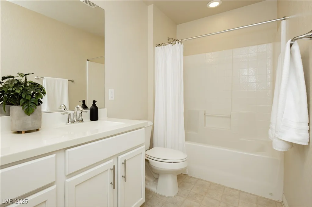 6730 Pivot Point, Las Vegas, NV 89148