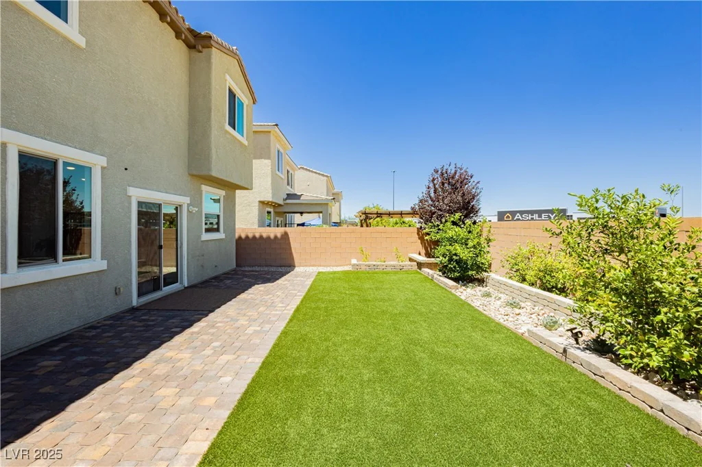6730 Pivot Point, Las Vegas, NV 89148