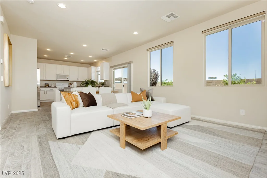 6730 Pivot Point, Las Vegas, NV 89148