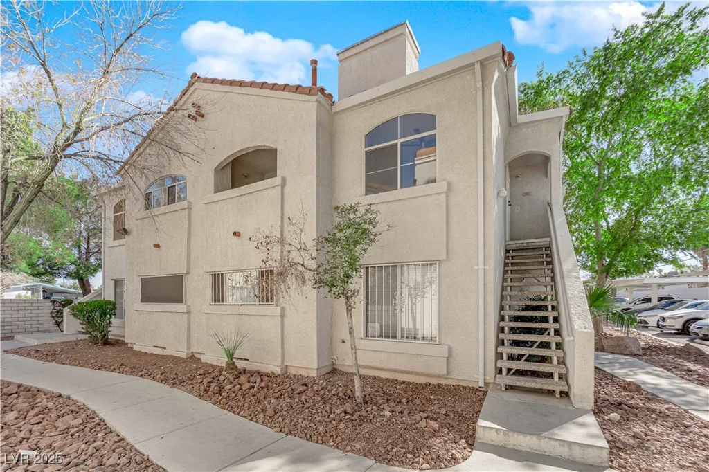 4324 Lake Mead, Las Vegas, NV 89108