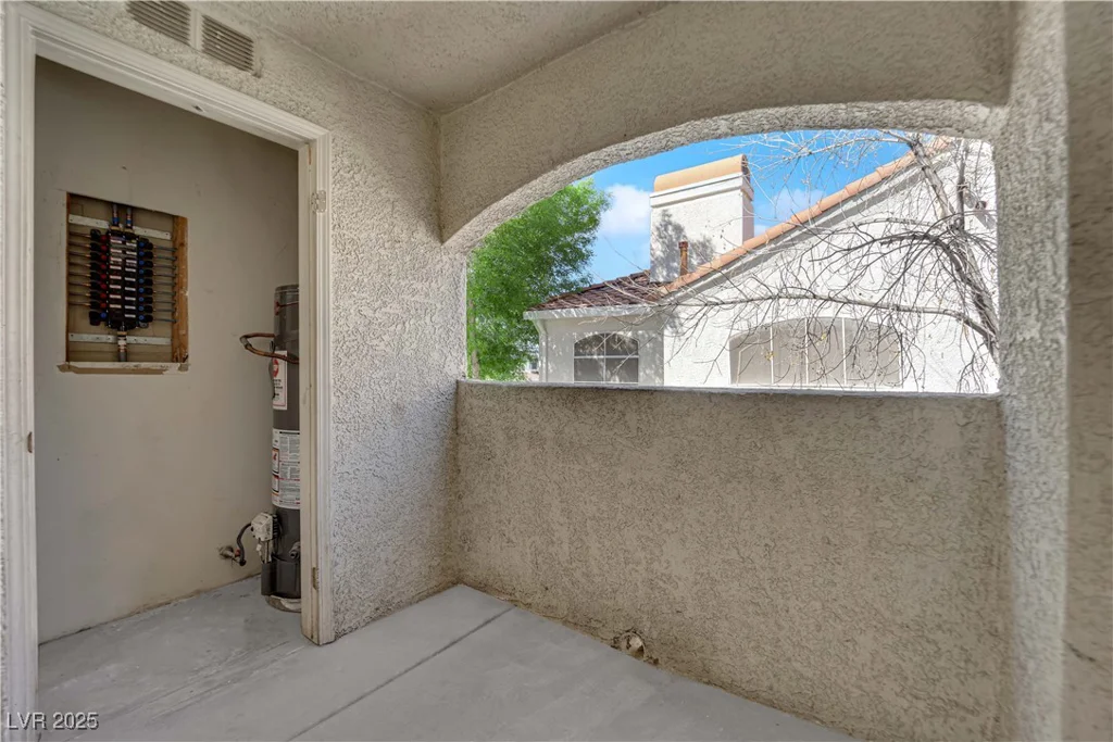 4324 Lake Mead, Las Vegas, NV 89108