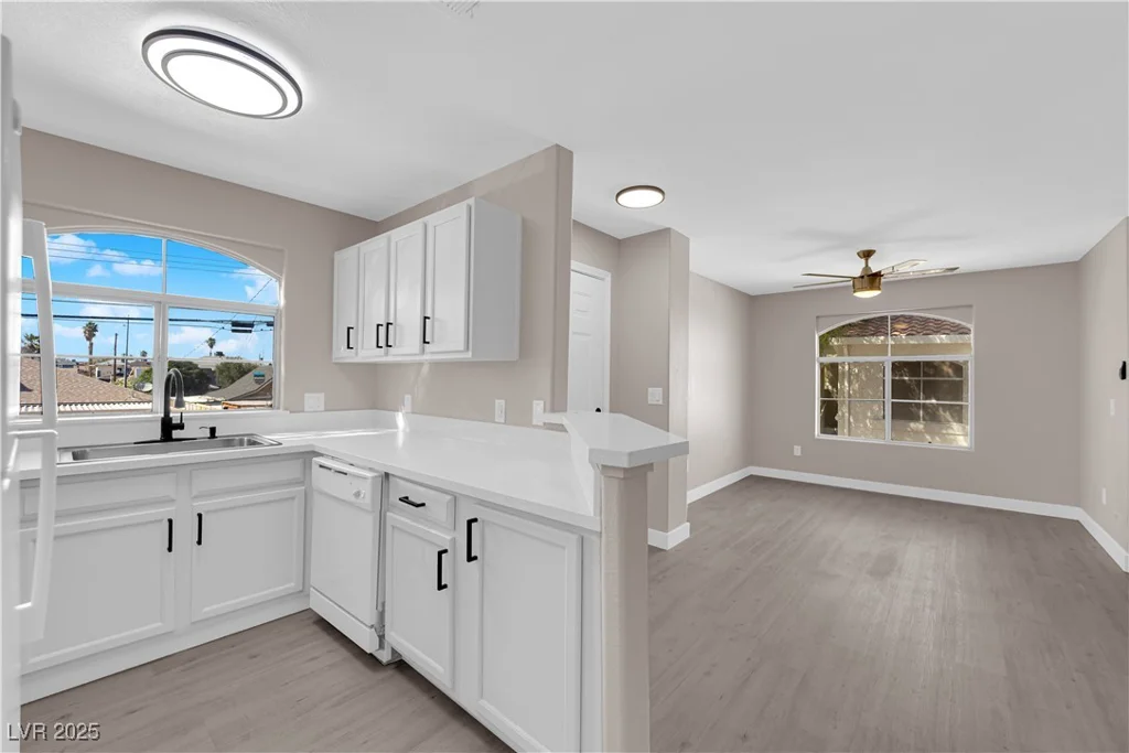 4324 Lake Mead, Las Vegas, NV 89108
