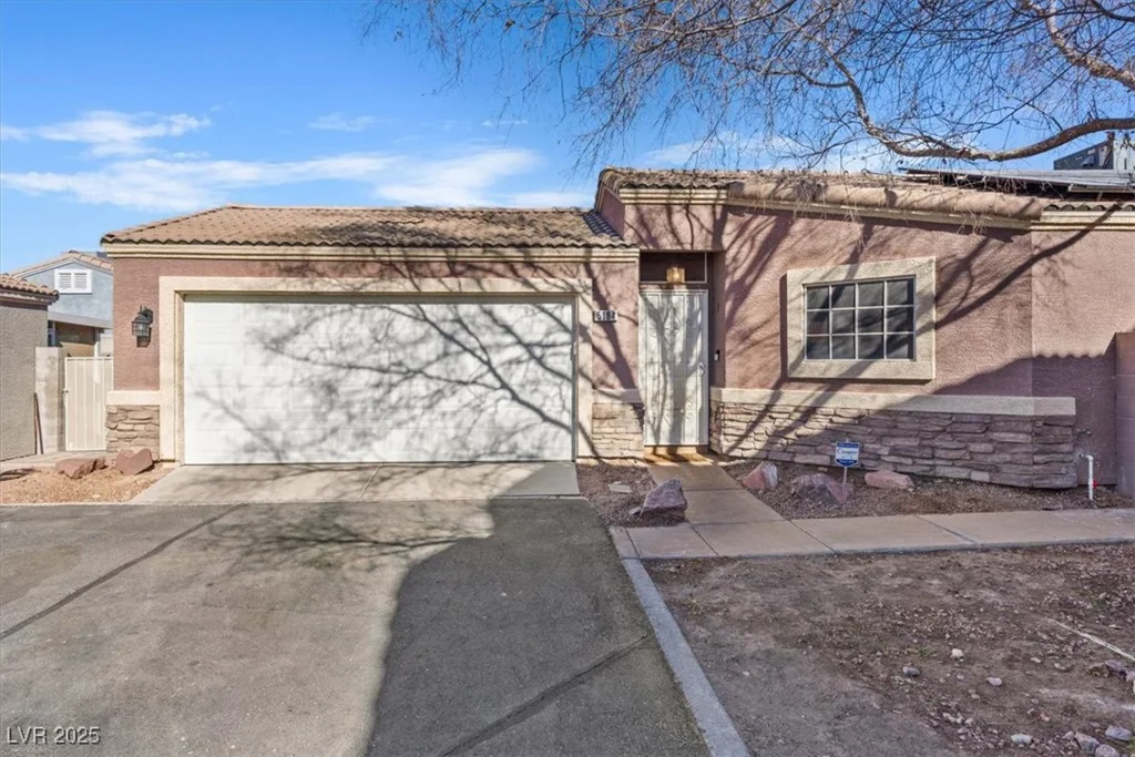 5184 Mineral Lake, Las Vegas, NV 89122