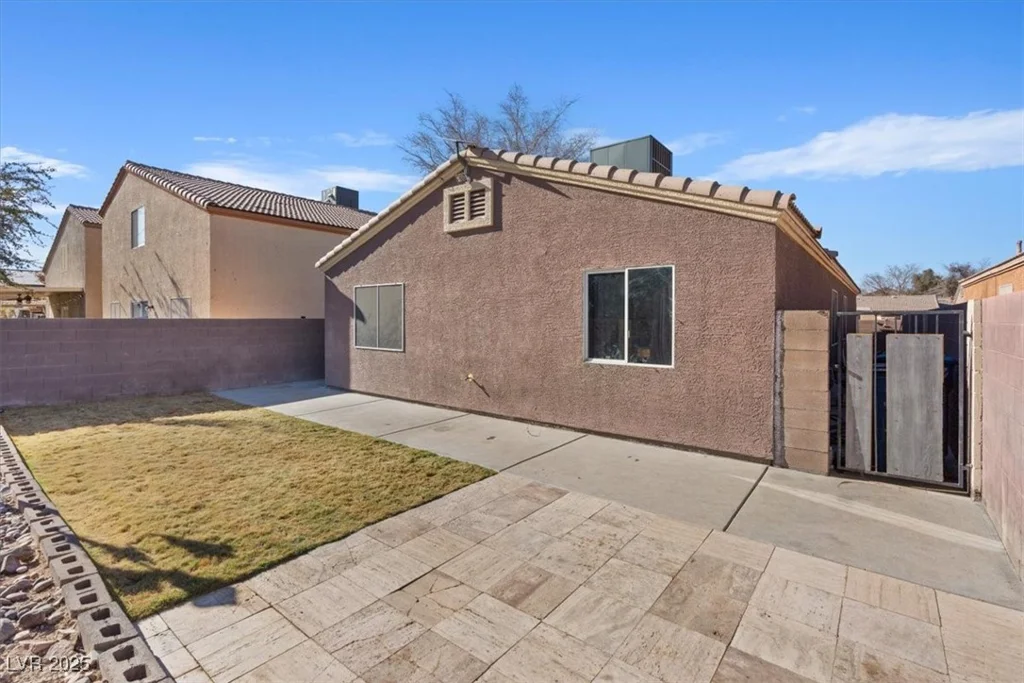 5184 Mineral Lake, Las Vegas, NV 89122