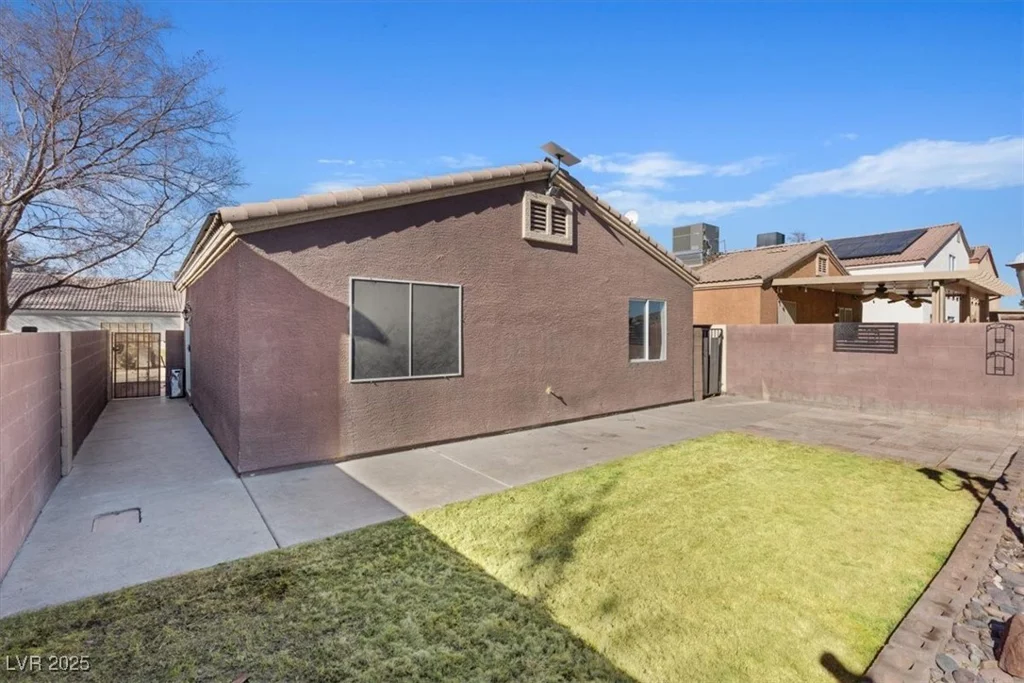 5184 Mineral Lake, Las Vegas, NV 89122