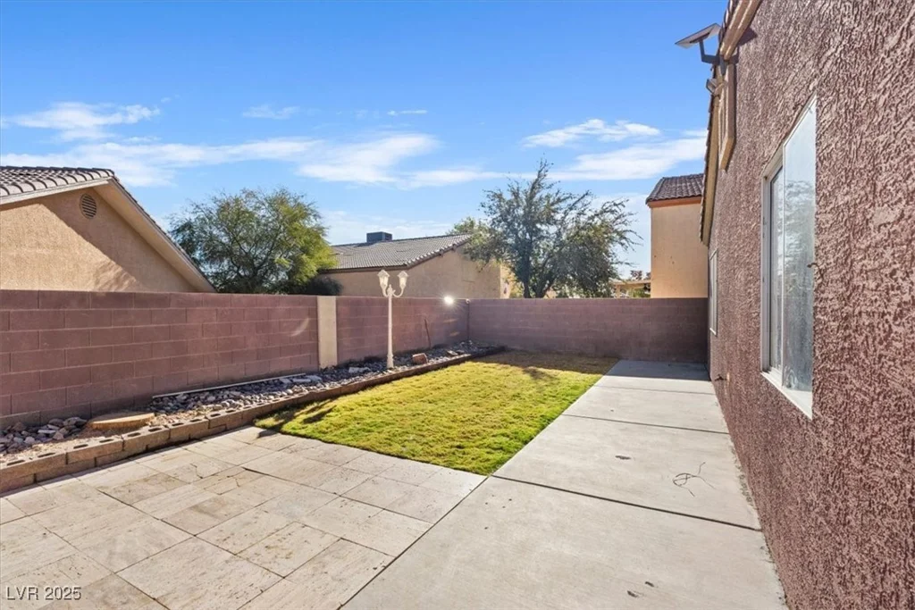 5184 Mineral Lake, Las Vegas, NV 89122
