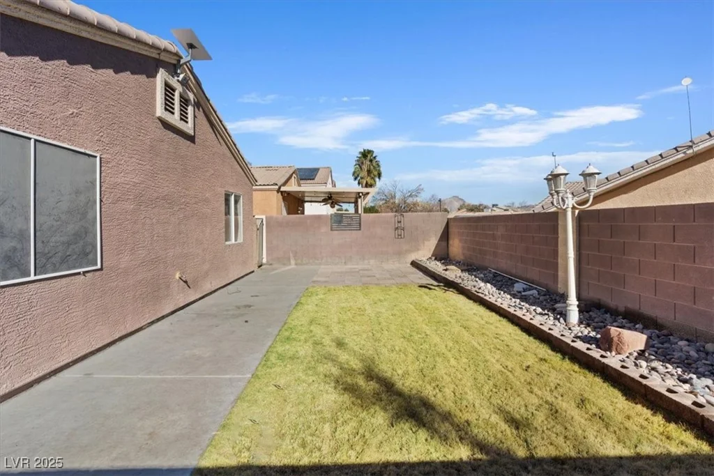 5184 Mineral Lake, Las Vegas, NV 89122