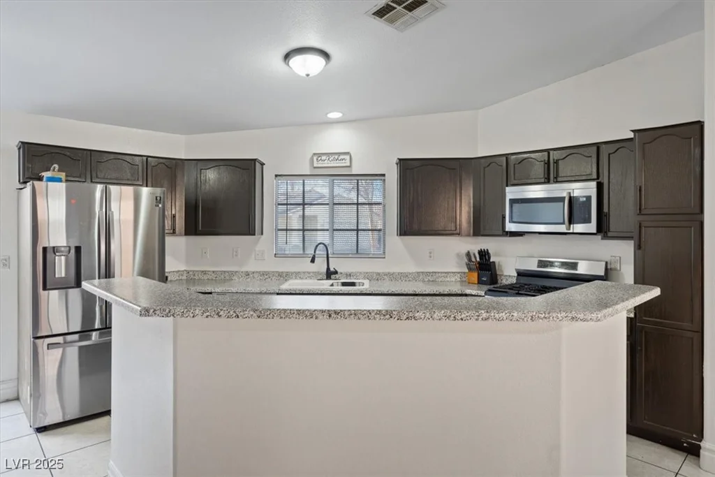 5184 Mineral Lake, Las Vegas, NV 89122