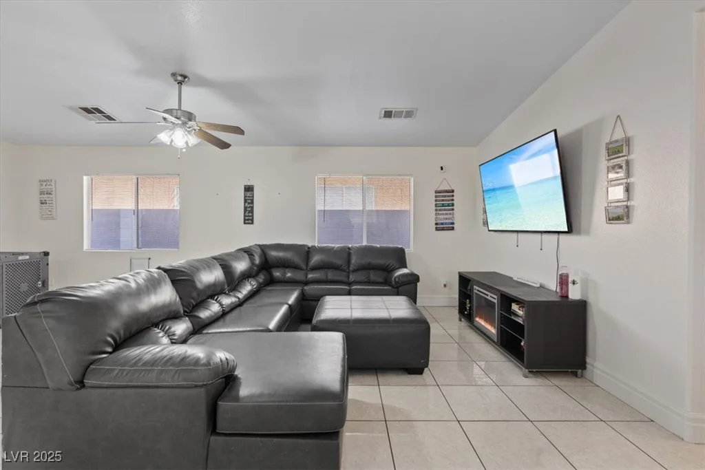 5184 Mineral Lake, Las Vegas, NV 89122