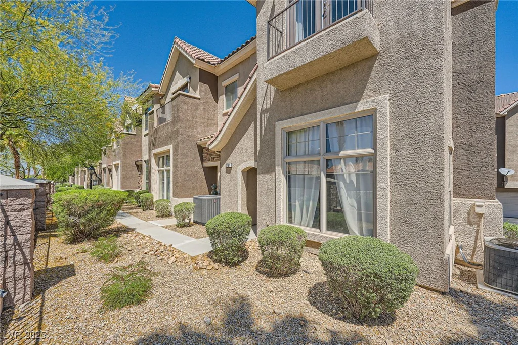 2761 Red Vista, Henderson, NV 89074