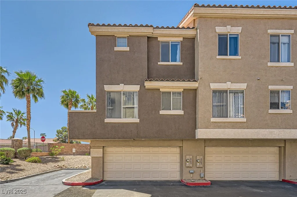 2761 Red Vista, Henderson, NV 89074