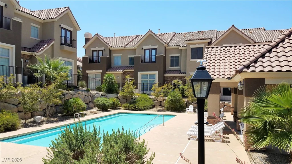 2761 Red Vista, Henderson, NV 89074