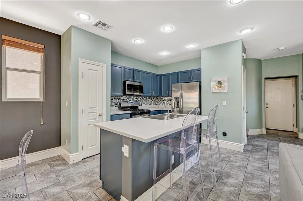 7486 Benlomond, Las Vegas, NV 89179