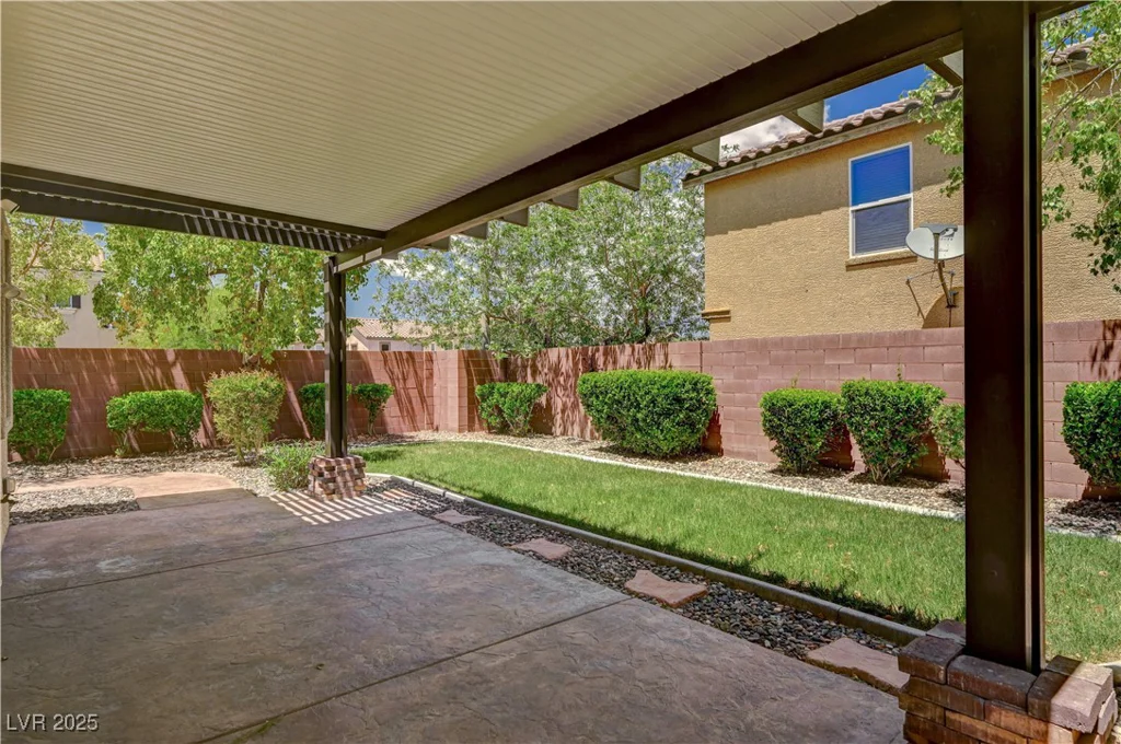 7486 Benlomond, Las Vegas, NV 89179