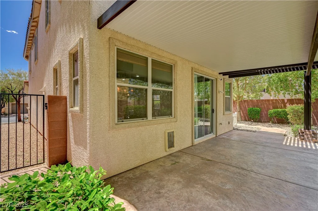 7486 Benlomond, Las Vegas, NV 89179