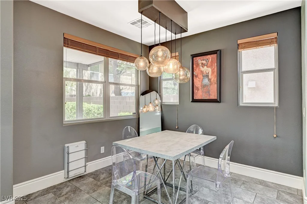 7486 Benlomond, Las Vegas, NV 89179