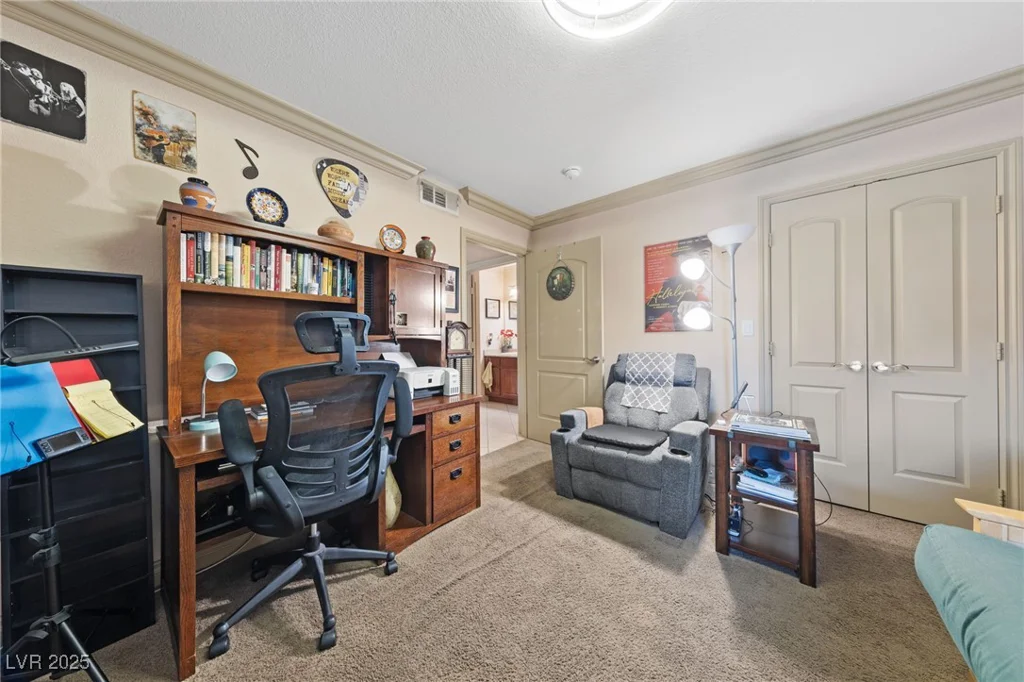 1150 Buffalo, Las Vegas, NV 89128