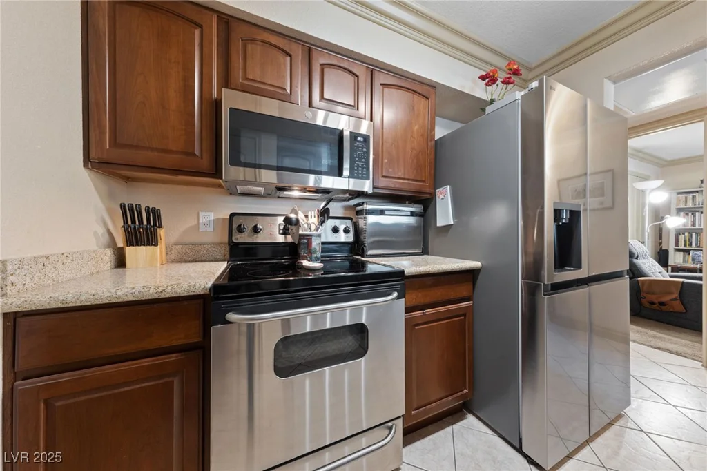 1150 Buffalo, Las Vegas, NV 89128