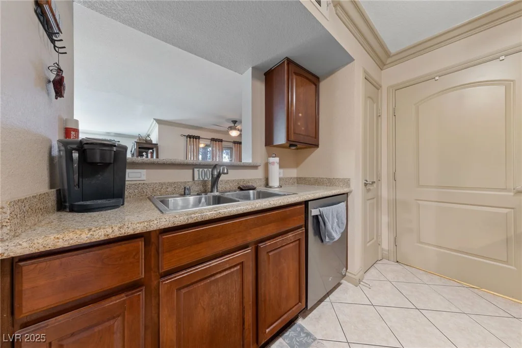 1150 Buffalo, Las Vegas, NV 89128