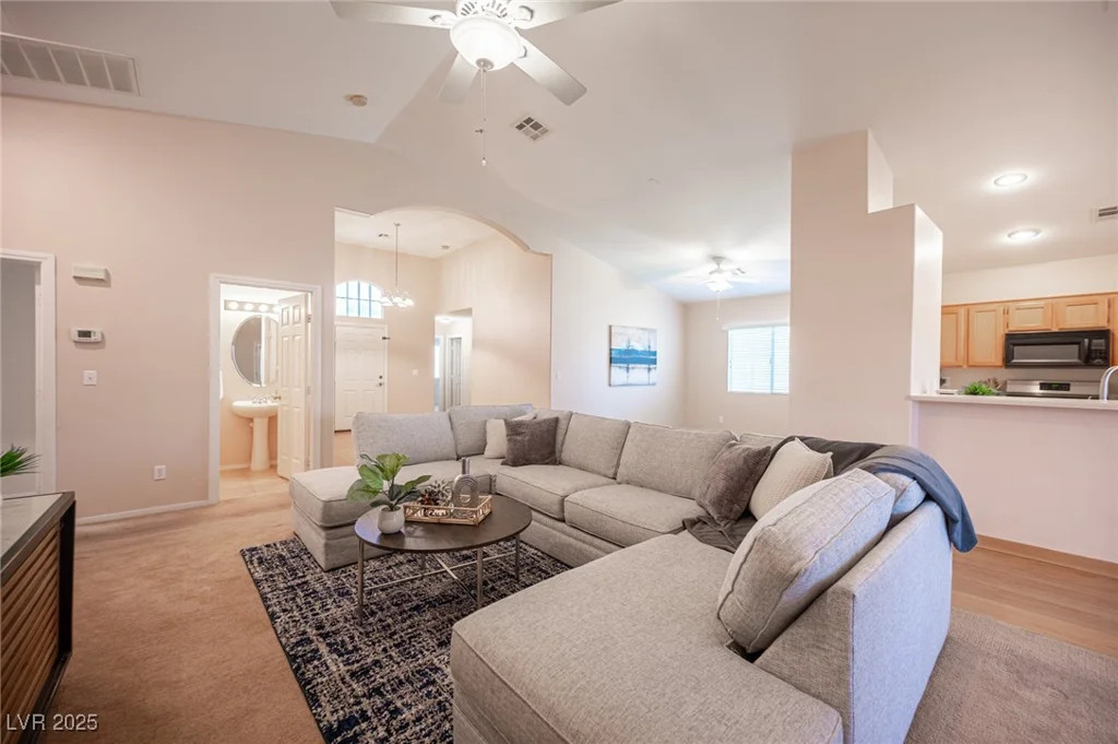 7500 Peaceful Brook, Las Vegas, NV 89131