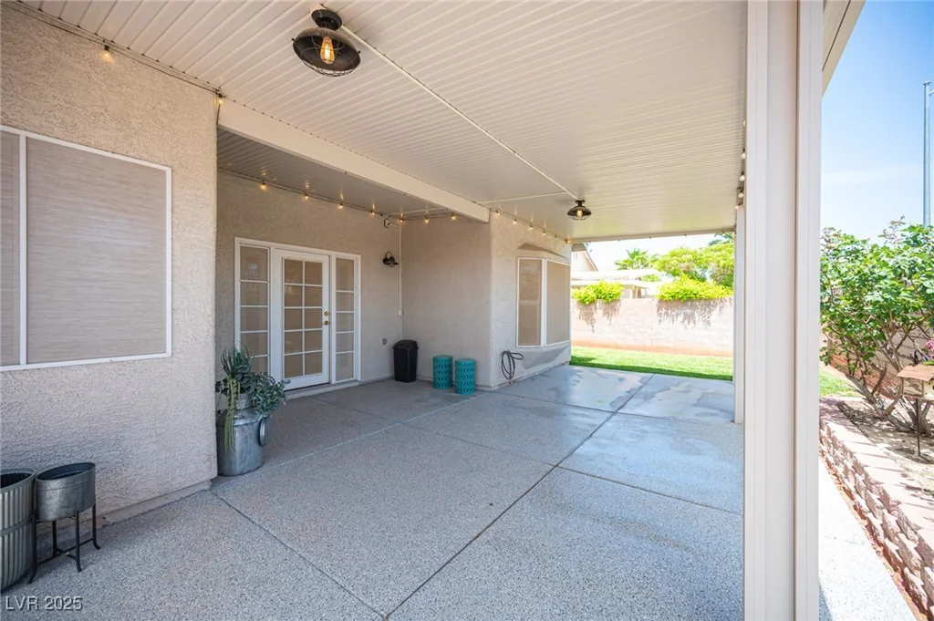 7500 Peaceful Brook, Las Vegas, NV 89131