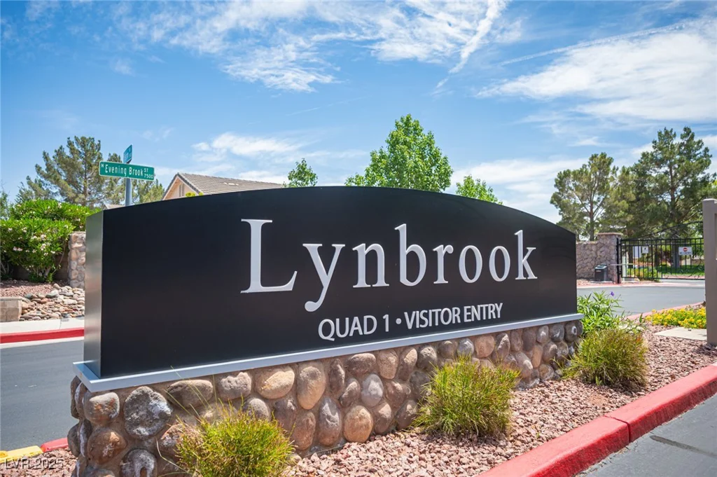 7500 Peaceful Brook, Las Vegas, NV 89131