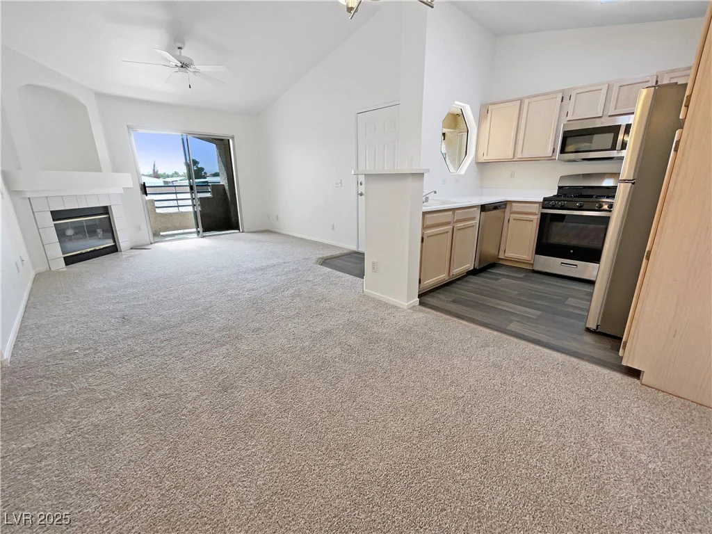 5415 Harmon, Las Vegas, NV 89103