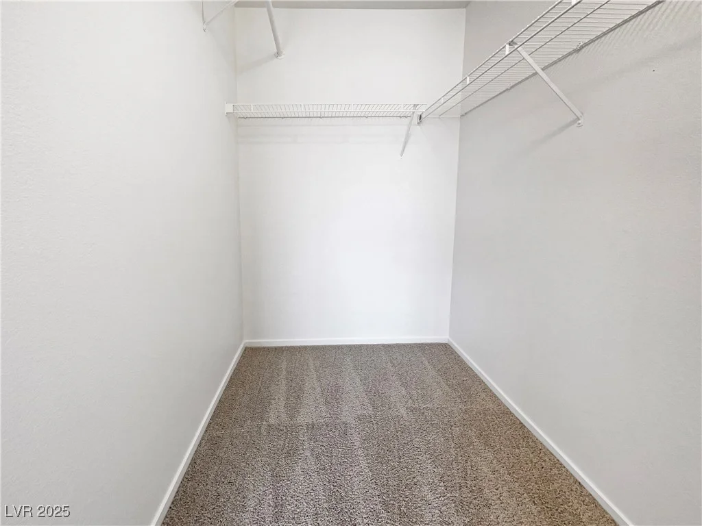 5415 Harmon, Las Vegas, NV 89103