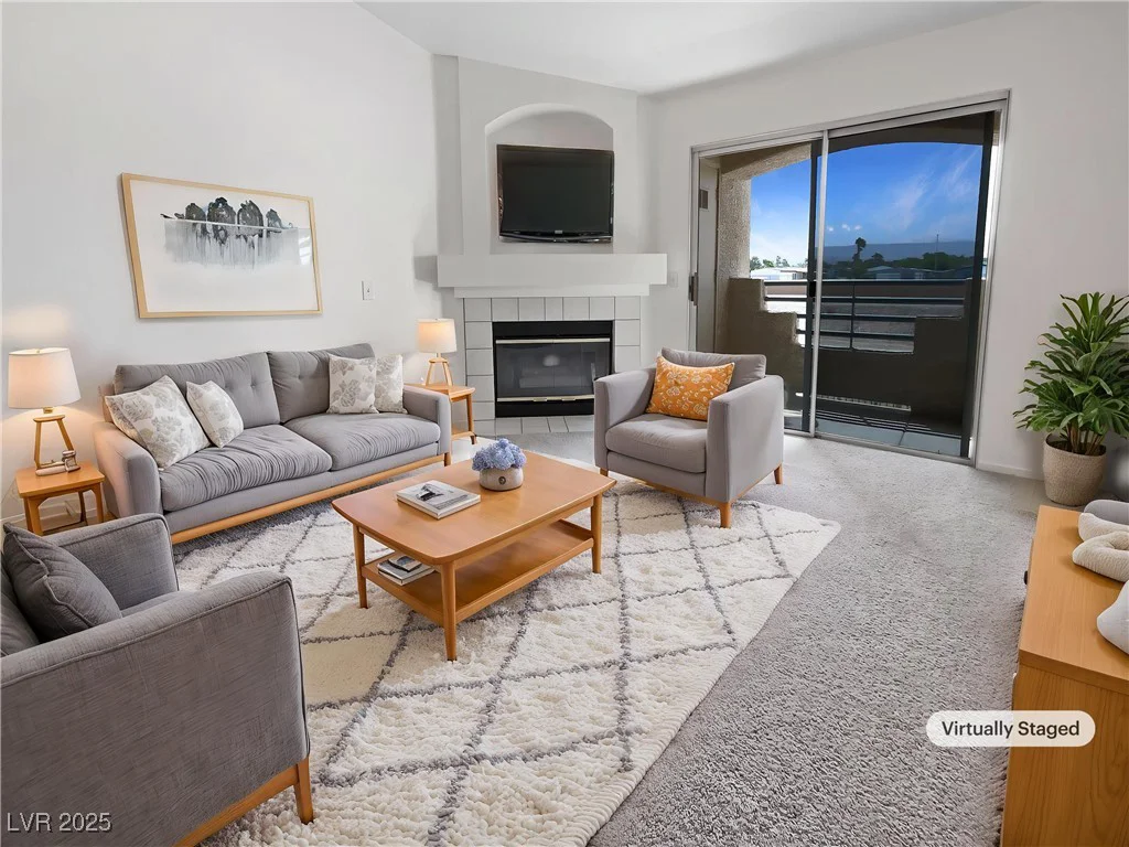 5415 Harmon, Las Vegas, NV 89103