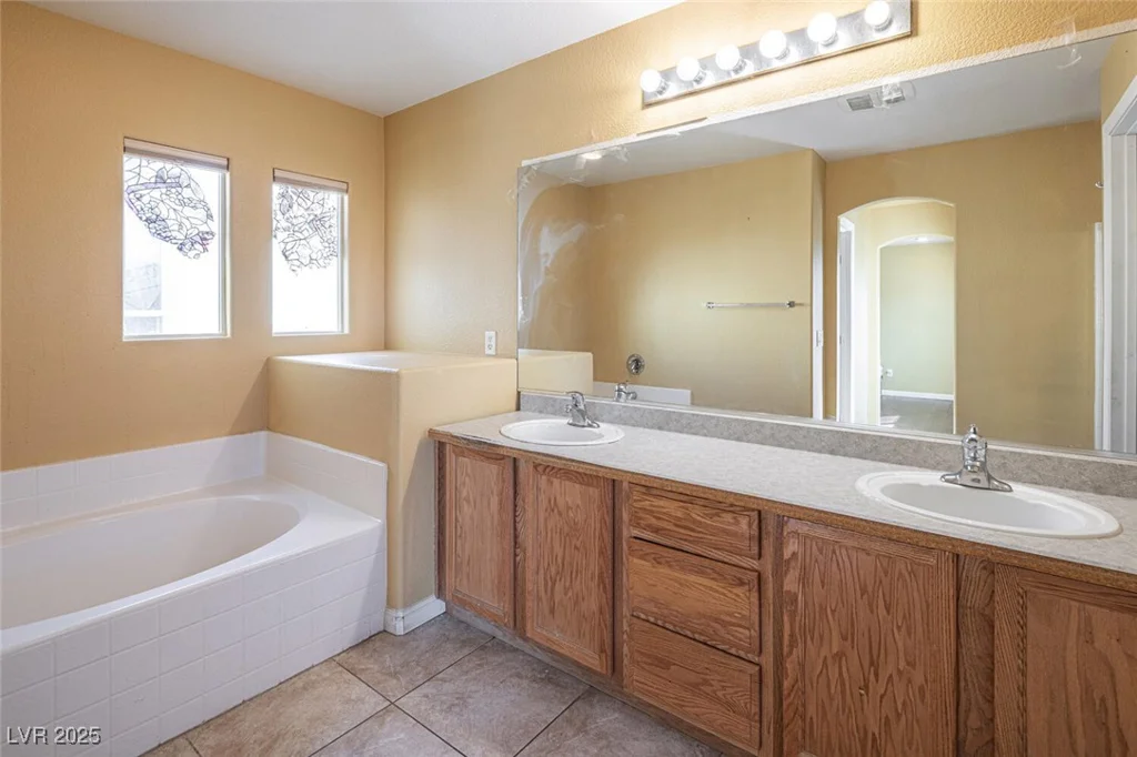 7491 Speedwell Cavern, Las Vegas, NV 89139