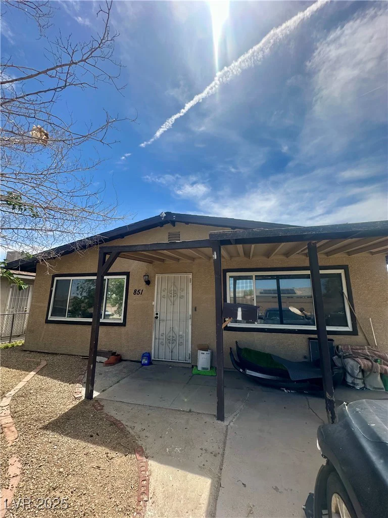 851 Carey, North Las Vegas, NV 89030