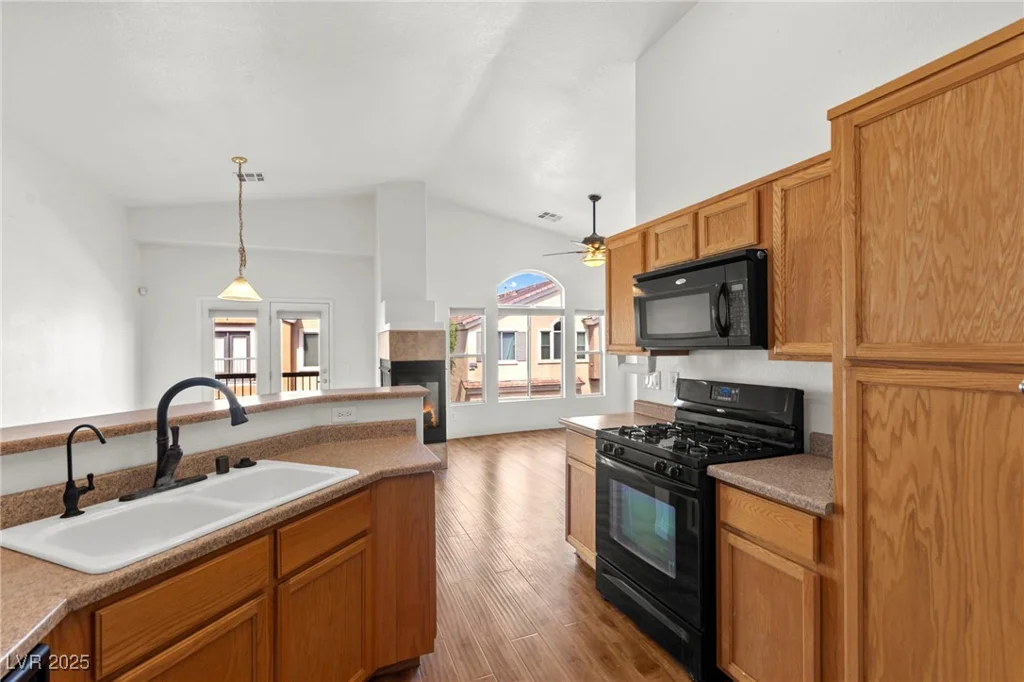 6029 Mustang Breeze, Henderson, NV 89011