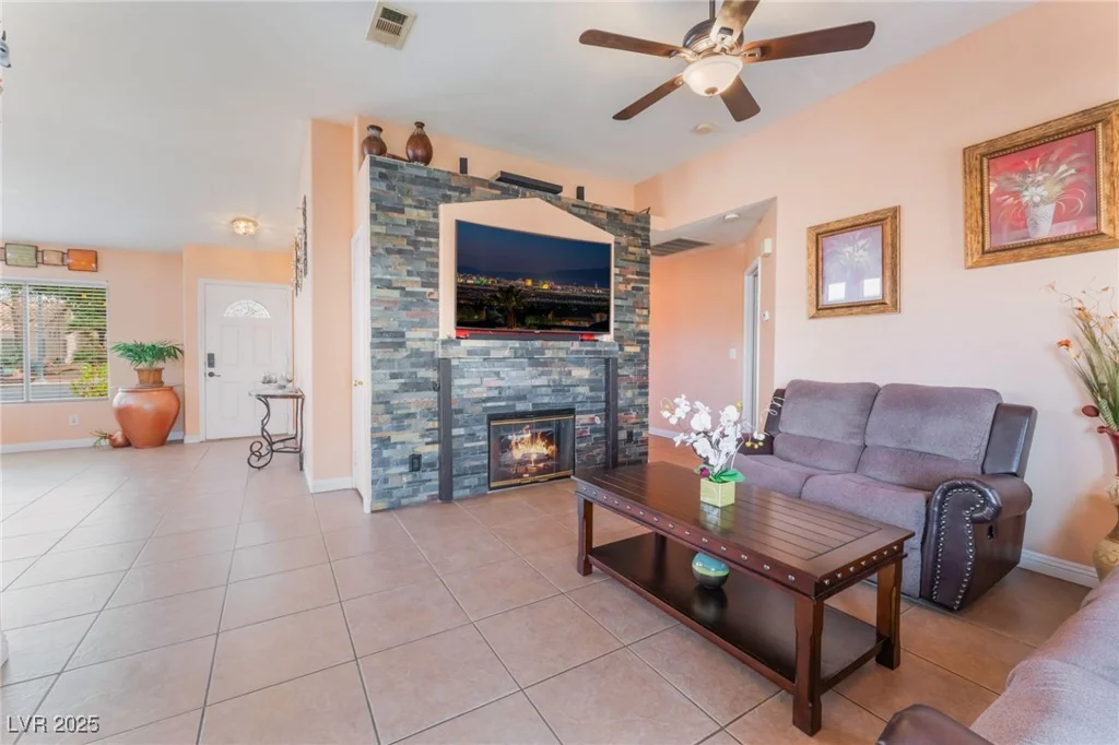4110 Bonita Desert, North Las Vegas, NV 89032