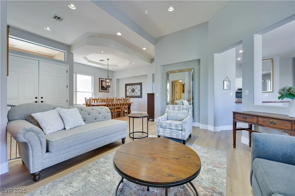 10632 Clarion, Las Vegas, NV 89134