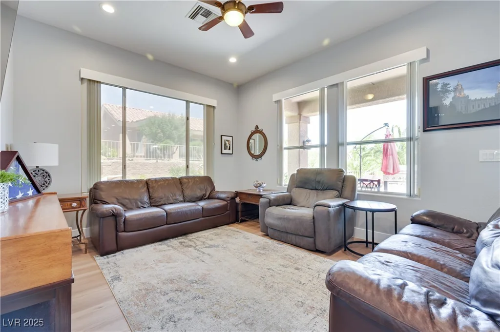10632 Clarion, Las Vegas, NV 89134