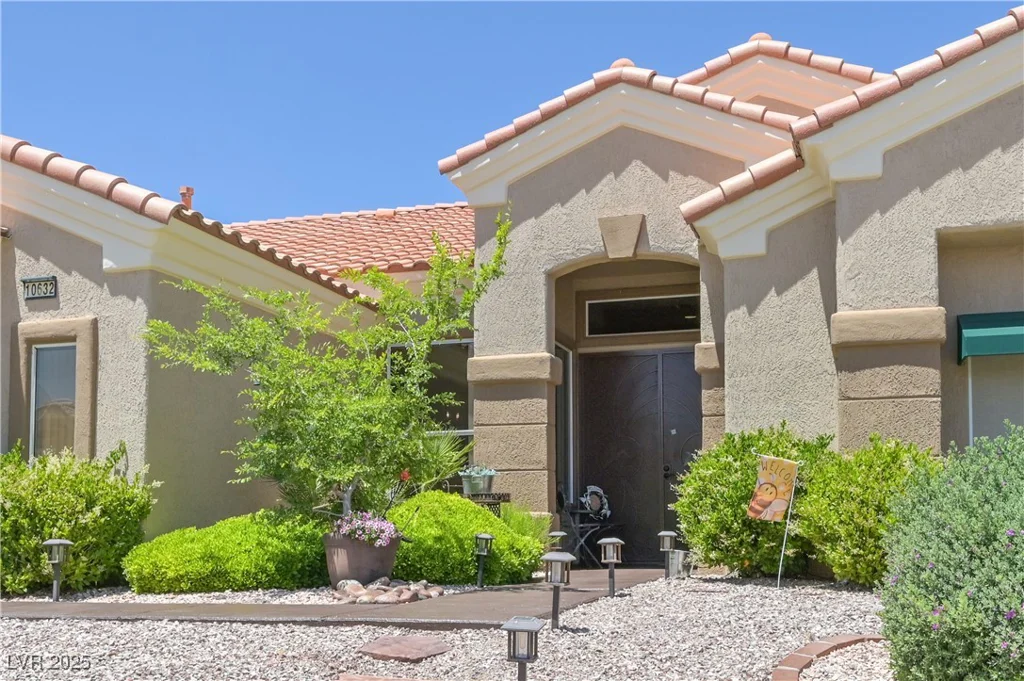 10632 Clarion, Las Vegas, NV 89134