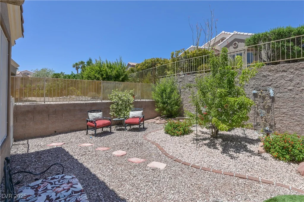 10632 Clarion, Las Vegas, NV 89134