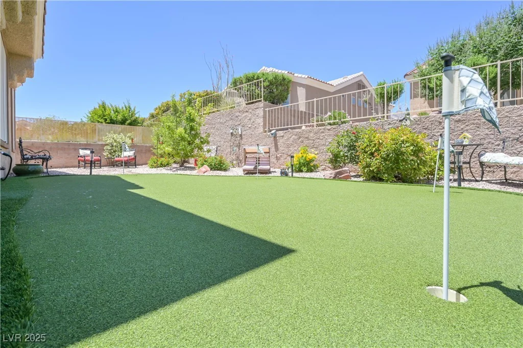 10632 Clarion, Las Vegas, NV 89134