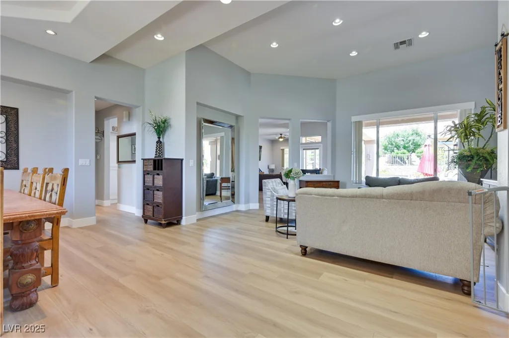 10632 Clarion, Las Vegas, NV 89134