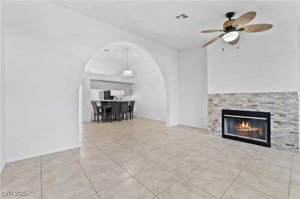 1411 Di Blasi, Las Vegas, NV 89119