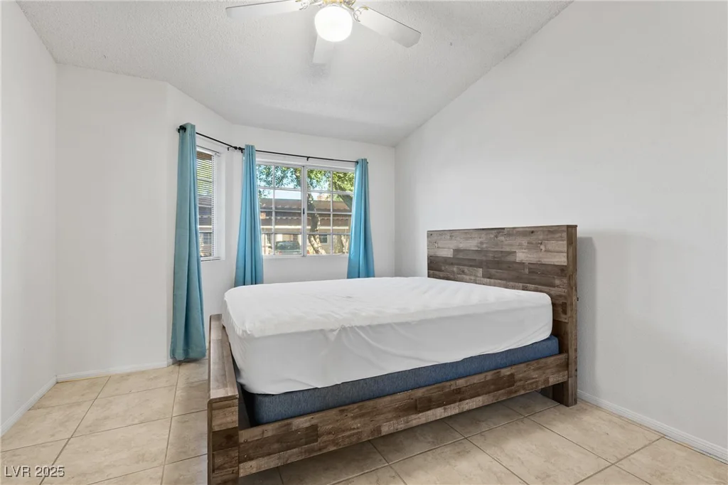 1411 Di Blasi, Las Vegas, NV 89119
